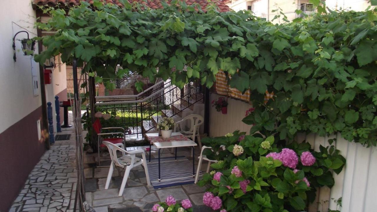 Peštani Villa Lakeview Paradise מראה חיצוני תמונה