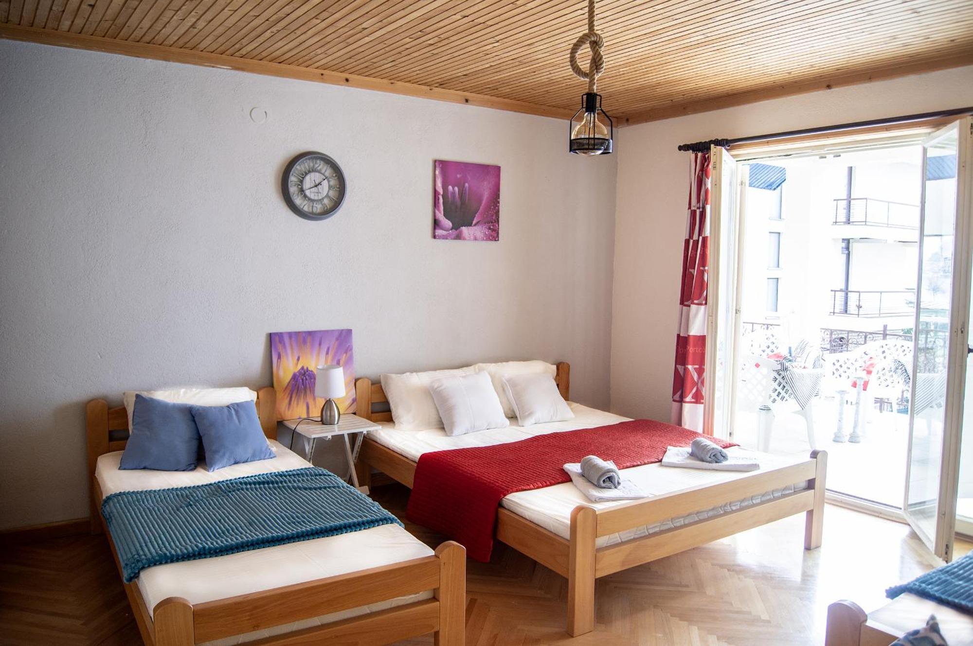 Peštani Villa Lakeview Paradise מראה חיצוני תמונה