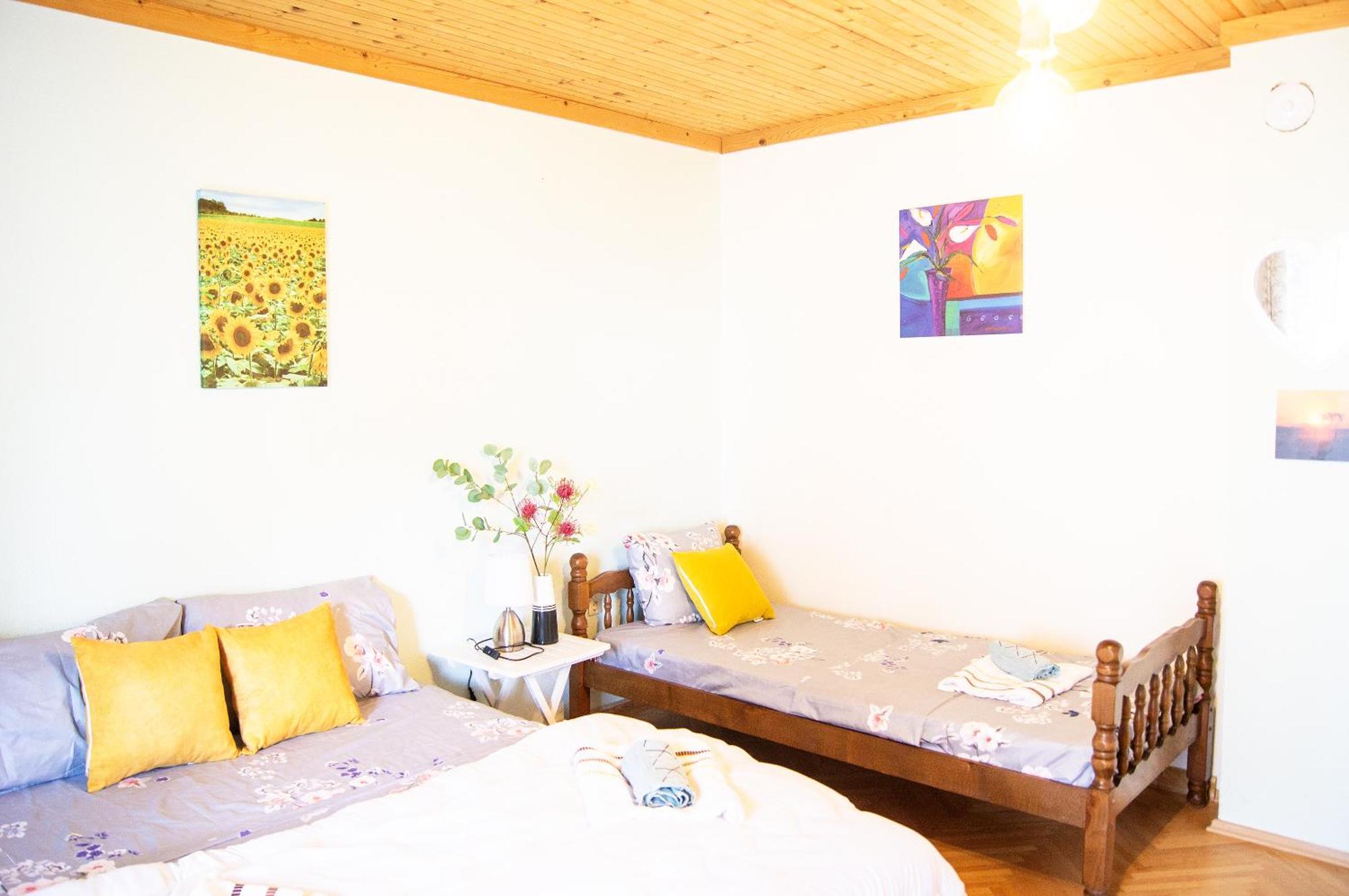 Peštani Villa Lakeview Paradise מראה חיצוני תמונה