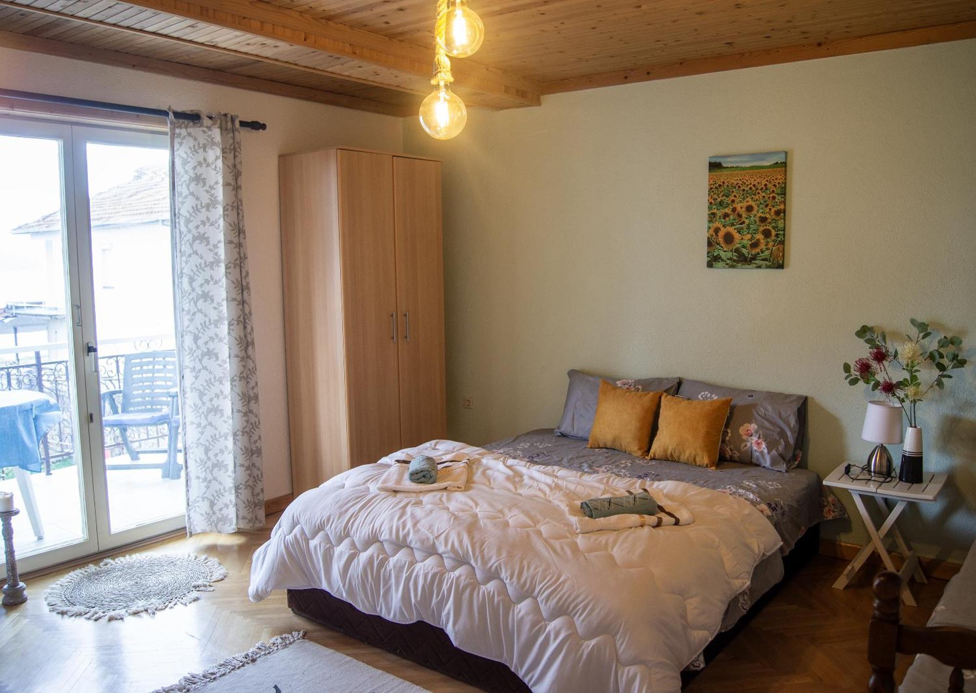 Peštani Villa Lakeview Paradise מראה חיצוני תמונה